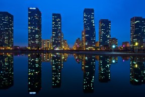 世界举重康复训练周：运动医学团队示范系统化恢复流程，举重专项训练